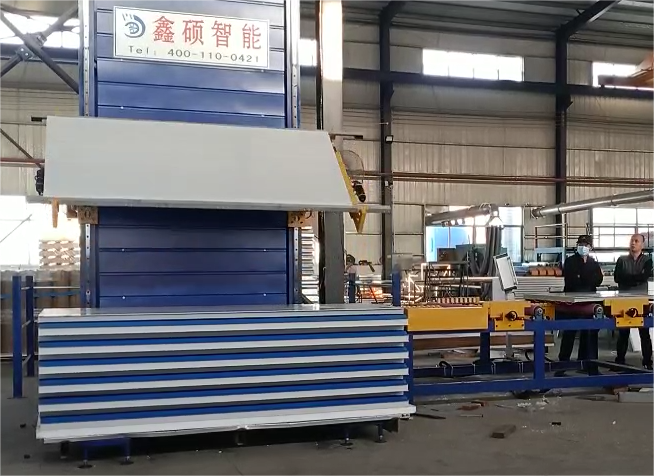 三軸翻轉(zhuǎn)板材碼垛機